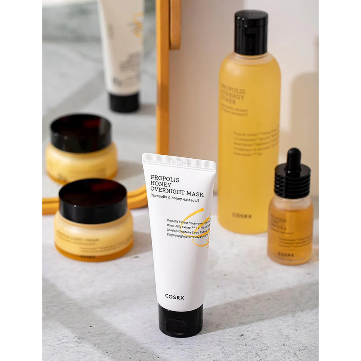 COSRX Full Fit Propolis Honey Overnight Mask